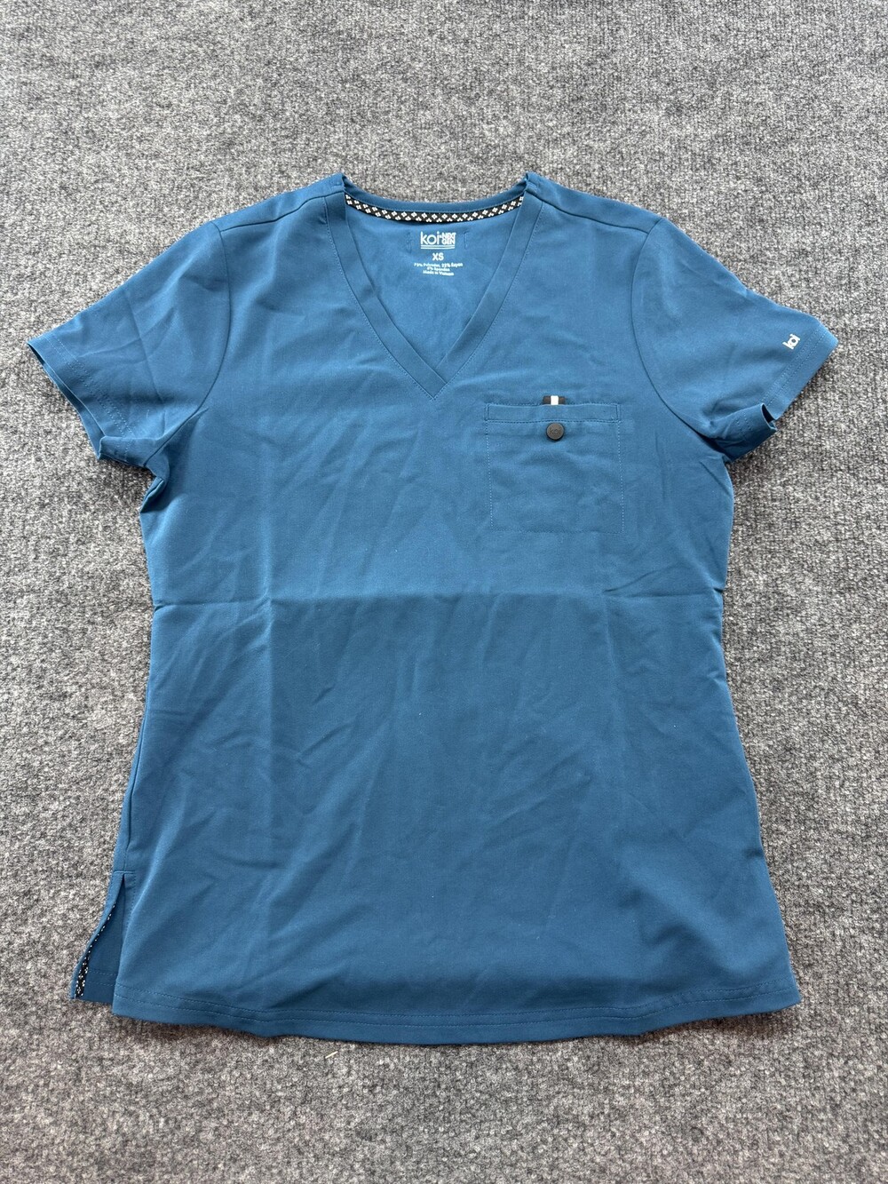 Koi Scrub Top Shirt Womens XS Blue Next Gen V Neck Short Sleeve Pocket Medical